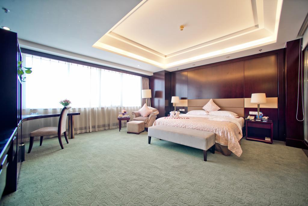 Huafang Jinling International Hotel Zhangjiagang Номер фото
